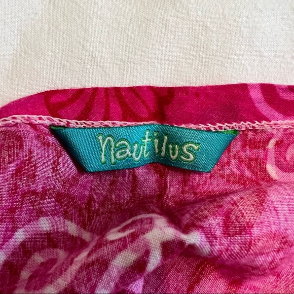 3 for $15 Nautilus Pink Sarong - Picture 6 of 6